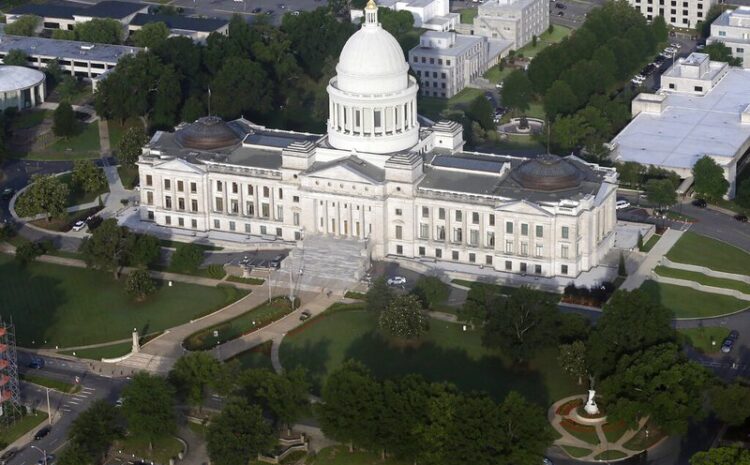  State legislative panel backs funding requests for deaf and blind schools, veteran services needs